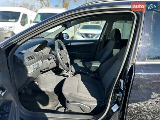 Черный Опель Астра, объемом двигателя 1.7 л и пробегом 172 тыс. км за 5970 $, фото 16 на Automoto.ua