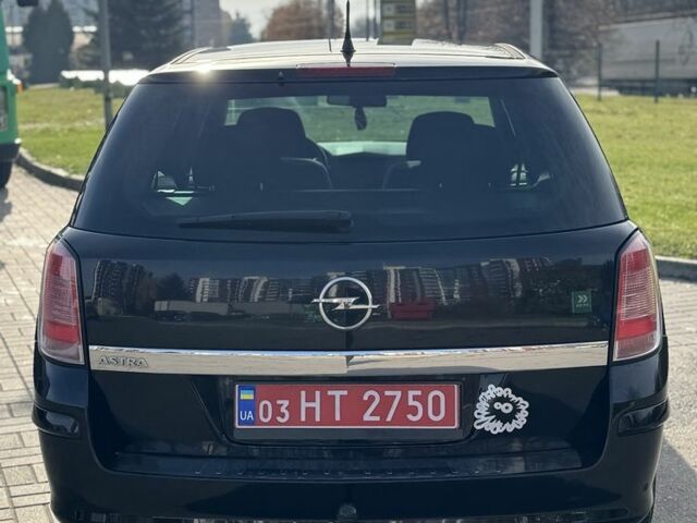 Чорний Опель Астра, об'ємом двигуна 1.6 л та пробігом 219 тис. км за 5500 $, фото 2 на Automoto.ua