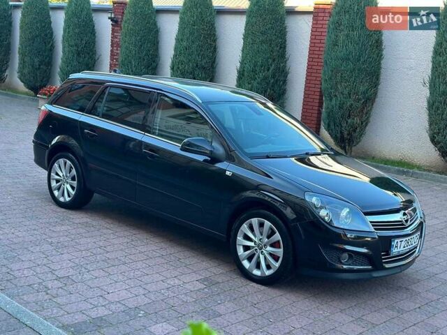Черный Опель Астра, объемом двигателя 1.9 л и пробегом 310 тыс. км за 5500 $, фото 16 на Automoto.ua