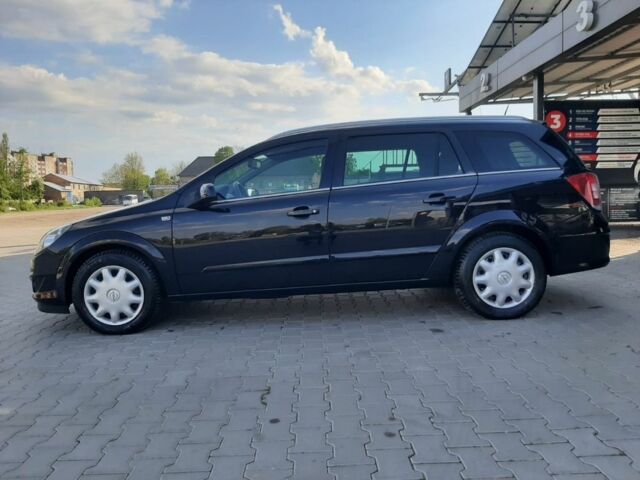 Чорний Опель Астра, об'ємом двигуна 1.6 л та пробігом 152 тис. км за 5699 $, фото 2 на Automoto.ua