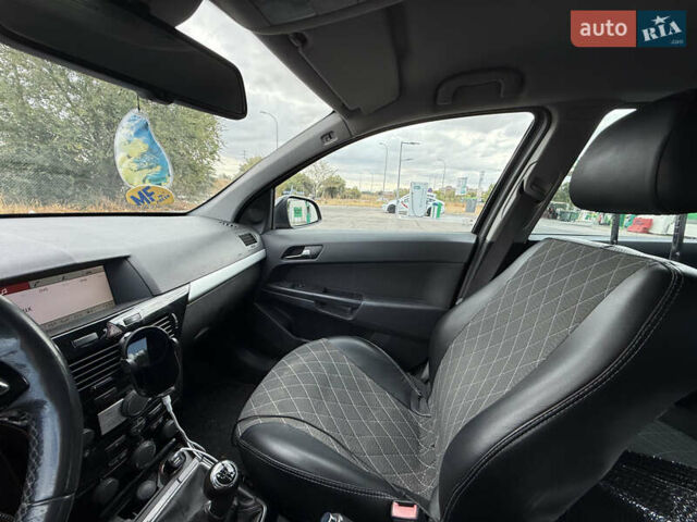 Черный Опель Астра, объемом двигателя 1.69 л и пробегом 334 тыс. км за 5900 $, фото 10 на Automoto.ua