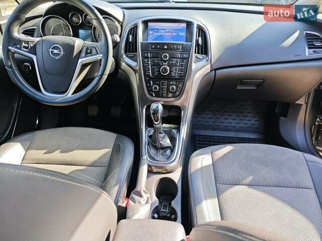 Чорний Опель Астра, об'ємом двигуна 1.7 л та пробігом 229 тис. км за 7200 $, фото 6 на Automoto.ua