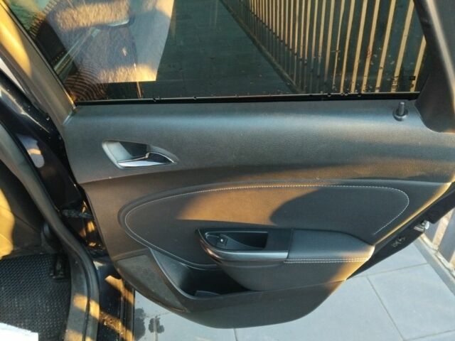 Чорний Опель Астра, об'ємом двигуна 1.2 л та пробігом 298 тис. км за 5500 $, фото 2 на Automoto.ua