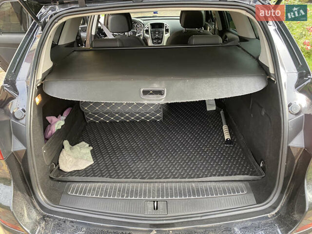 Черный Опель Астра, объемом двигателя 1.69 л и пробегом 280 тыс. км за 6700 $, фото 15 на Automoto.ua