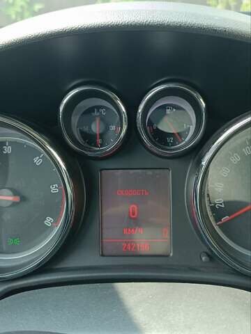 Чорний Опель Астра, об'ємом двигуна 1.7 л та пробігом 244 тис. км за 7500 $, фото 18 на Automoto.ua