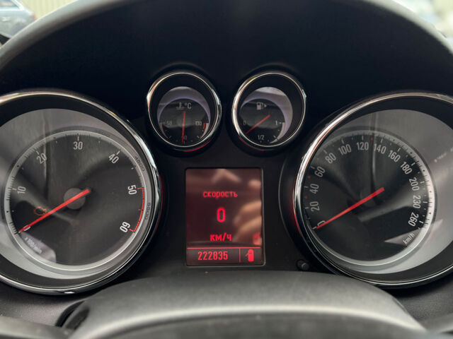 Черный Опель Астра, объемом двигателя 1.7 л и пробегом 222 тыс. км за 6700 $, фото 10 на Automoto.ua