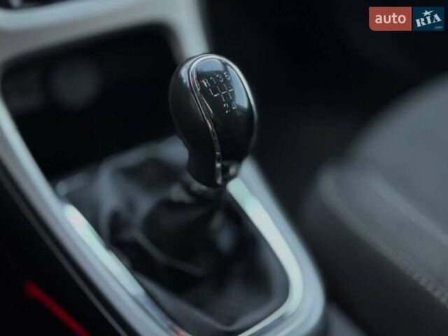 Чорний Опель Астра, об'ємом двигуна 1.4 л та пробігом 253 тис. км за 6000 $, фото 6 на Automoto.ua