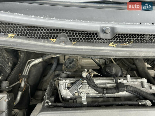 Черный Опель Астра, объемом двигателя 1.7 л и пробегом 256 тыс. км за 6200 $, фото 15 на Automoto.ua