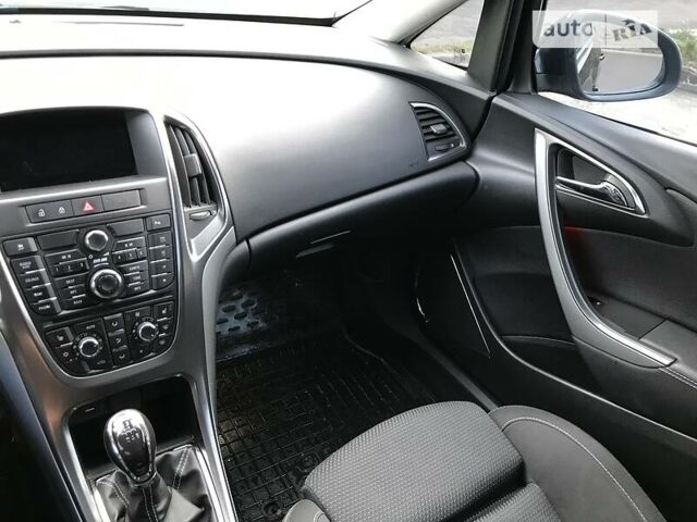 Чорний Опель Астра, об'ємом двигуна 1.7 л та пробігом 292 тис. км за 8100 $, фото 18 на Automoto.ua