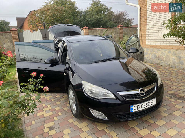 Черный Опель Астра, объемом двигателя 1.69 л и пробегом 280 тыс. км за 6700 $, фото 18 на Automoto.ua