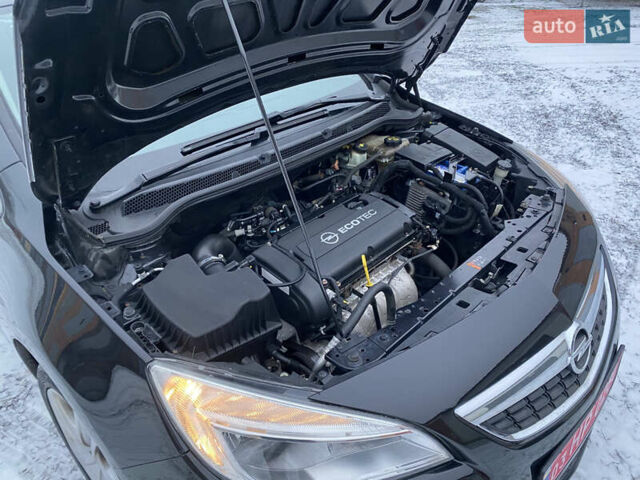 Черный Опель Астра, объемом двигателя 1.6 л и пробегом 230 тыс. км за 7300 $, фото 42 на Automoto.ua