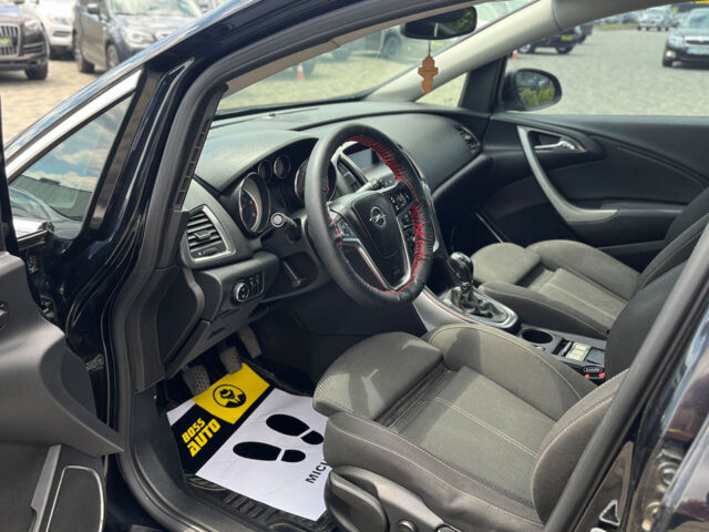 Черный Опель Астра, объемом двигателя 1.7 л и пробегом 222 тыс. км за 6700 $, фото 8 на Automoto.ua