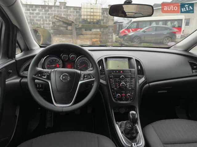 Черный Опель Астра, объемом двигателя 1.4 л и пробегом 225 тыс. км за 6350 $, фото 24 на Automoto.ua