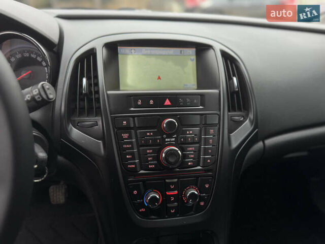 Черный Опель Астра, объемом двигателя 1.4 л и пробегом 225 тыс. км за 6350 $, фото 18 на Automoto.ua