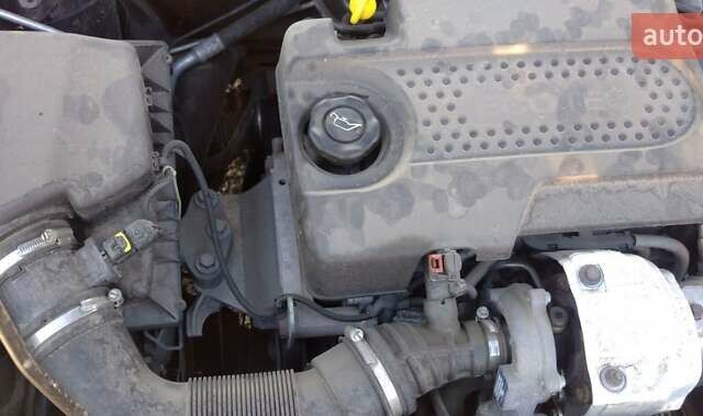 Черный Опель Астра, объемом двигателя 1.25 л и пробегом 300 тыс. км за 6500 $, фото 13 на Automoto.ua