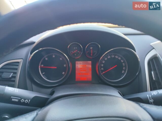 Черный Опель Астра, объемом двигателя 1.7 л и пробегом 295 тыс. км за 5900 $, фото 5 на Automoto.ua