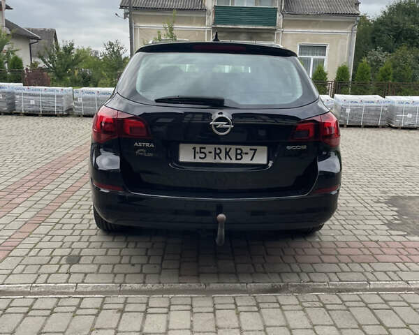 Черный Опель Астра, объемом двигателя 0 л и пробегом 214 тыс. км за 6700 $, фото 4 на Automoto.ua
