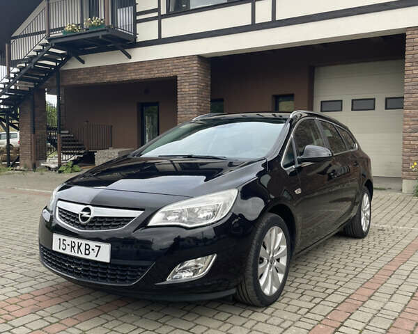 Черный Опель Астра, объемом двигателя 0 л и пробегом 214 тыс. км за 6700 $, фото 1 на Automoto.ua