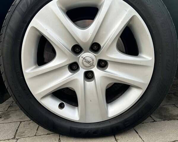 Чорний Опель Астра, об'ємом двигуна 1.69 л та пробігом 293 тис. км за 7000 $, фото 12 на Automoto.ua