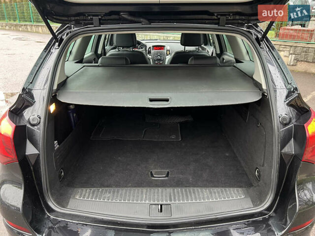 Черный Опель Астра, объемом двигателя 2 л и пробегом 247 тыс. км за 7350 $, фото 9 на Automoto.ua