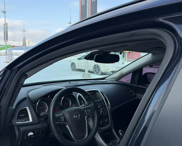 Черный Опель Астра, объемом двигателя 1.3 л и пробегом 257 тыс. км за 5700 $, фото 16 на Automoto.ua