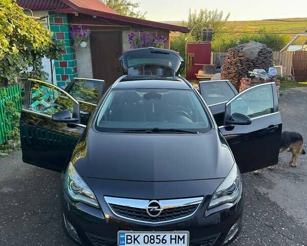 Чорний Опель Астра, об'ємом двигуна 1.6 л та пробігом 144 тис. км за 8300 $, фото 1 на Automoto.ua