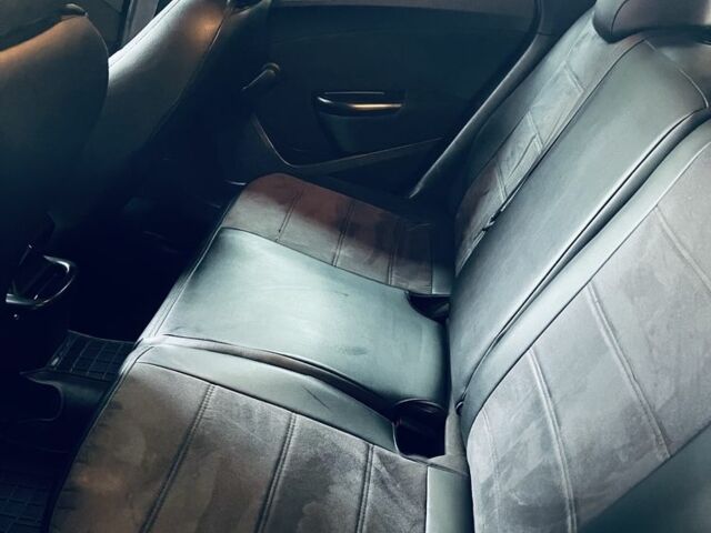 Черный Опель Астра, объемом двигателя 1.7 л и пробегом 350 тыс. км за 5200 $, фото 8 на Automoto.ua