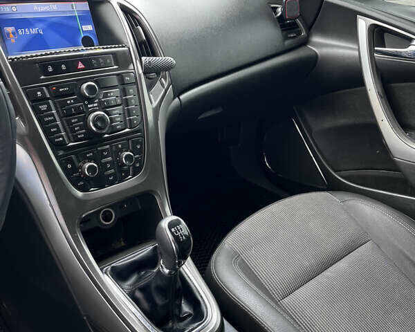 Чорний Опель Астра, об'ємом двигуна 1.3 л та пробігом 193 тис. км за 5800 $, фото 4 на Automoto.ua