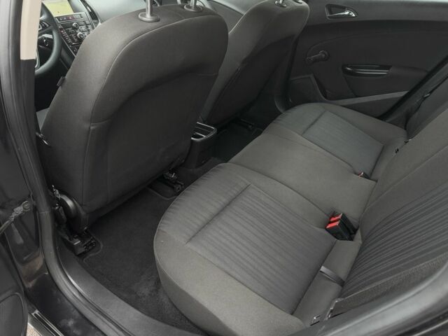 Черный Опель Астра, объемом двигателя 1.4 л и пробегом 225 тыс. км за 6350 $, фото 19 на Automoto.ua