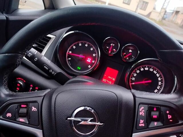 Черный Опель Астра, объемом двигателя 1.4 л и пробегом 307 тыс. км за 6500 $, фото 7 на Automoto.ua