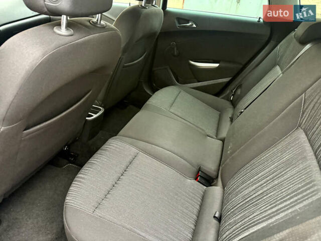 Чорний Опель Астра, об'ємом двигуна 1.4 л та пробігом 202 тис. км за 5999 $, фото 16 на Automoto.ua