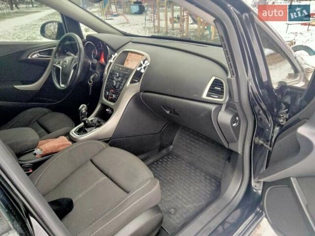 Черный Опель Астра, объемом двигателя 1.7 л и пробегом 290 тыс. км за 6200 $, фото 3 на Automoto.ua