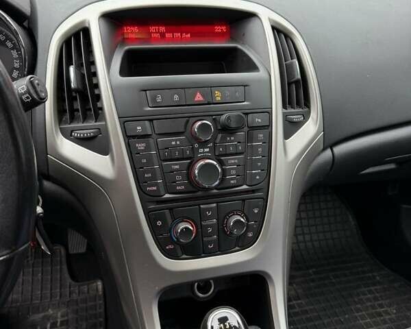 Опель Астра 2011 в Калиновке на Automoto.ua Черный Опель Астра, объемом двигателя 1.7 л и пробегом 178 тыс. км за 6899 $, фото 10 на Automoto.ua