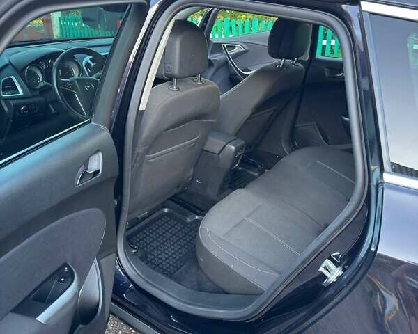 Чорний Опель Астра, об'ємом двигуна 1.6 л та пробігом 144 тис. км за 8300 $, фото 5 на Automoto.ua