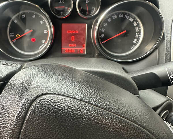 Черный Опель Астра, объемом двигателя 1.3 л и пробегом 264 тыс. км за 6500 $, фото 13 на Automoto.ua