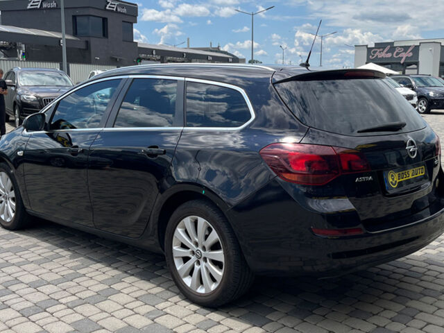 Черный Опель Астра, объемом двигателя 1.7 л и пробегом 222 тыс. км за 6700 $, фото 2 на Automoto.ua