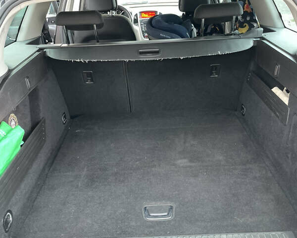 Черный Опель Астра, объемом двигателя 1.6 л и пробегом 182 тыс. км за 8100 $, фото 20 на Automoto.ua