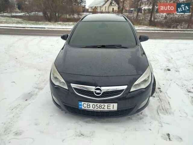 Черный Опель Астра, объемом двигателя 1.7 л и пробегом 290 тыс. км за 6200 $, фото 4 на Automoto.ua