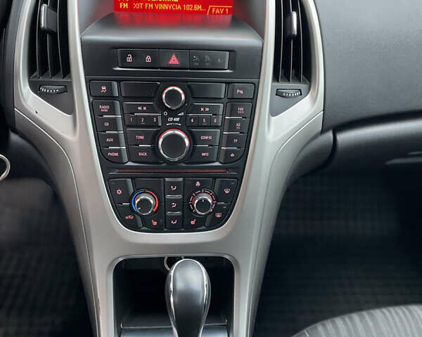 Черный Опель Астра, объемом двигателя 1.6 л и пробегом 182 тыс. км за 8100 $, фото 14 на Automoto.ua