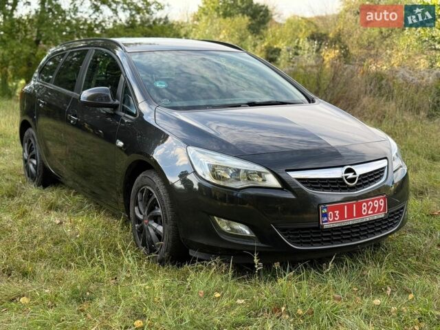 Черный Опель Астра, объемом двигателя 1.6 л и пробегом 177 тыс. км за 7700 $, фото 5 на Automoto.ua