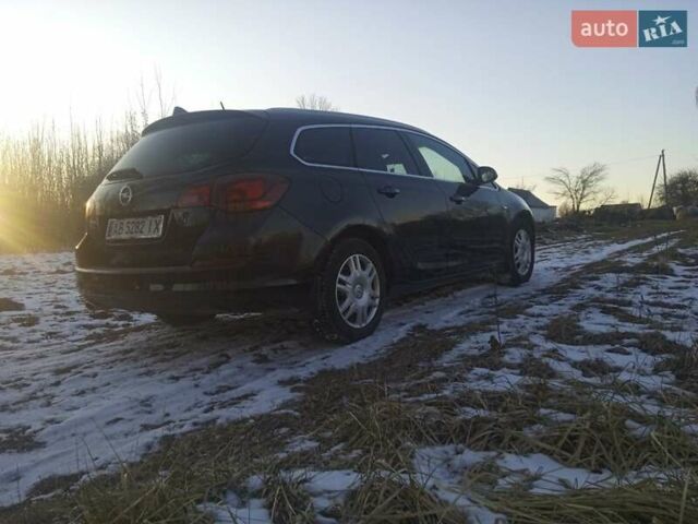 Черный Опель Астра, объемом двигателя 2 л и пробегом 255 тыс. км за 7700 $, фото 4 на Automoto.ua