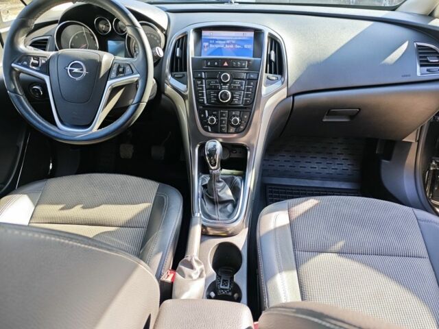 Чорний Опель Астра, об'ємом двигуна 1.7 л та пробігом 229 тис. км за 7200 $, фото 6 на Automoto.ua