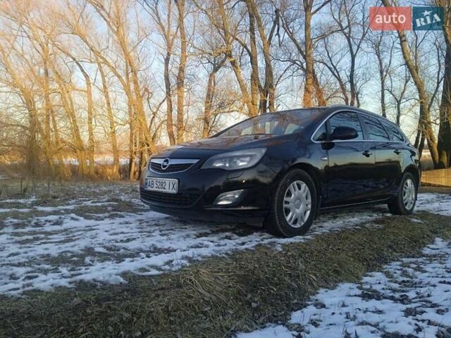 Черный Опель Астра, объемом двигателя 2 л и пробегом 255 тыс. км за 7700 $, фото 2 на Automoto.ua