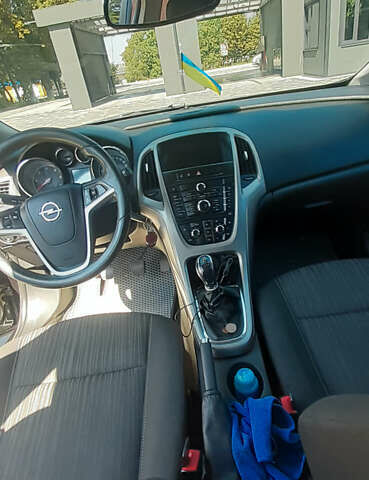 Чорний Опель Астра, об'ємом двигуна 1.7 л та пробігом 258 тис. км за 7400 $, фото 2 на Automoto.ua