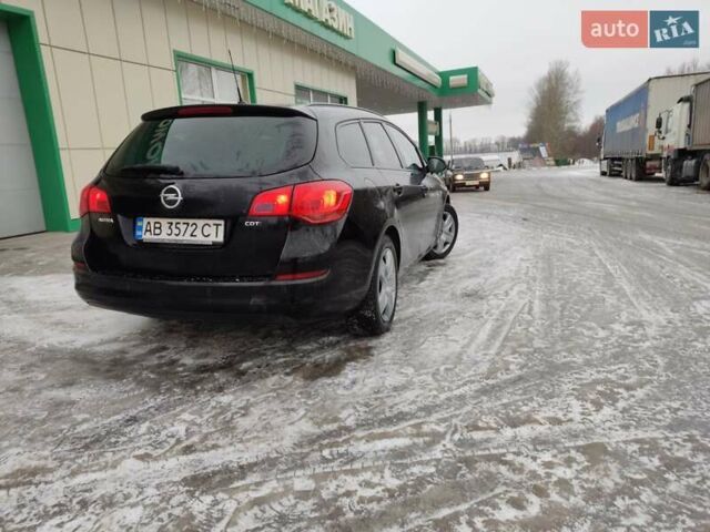 Черный Опель Астра, объемом двигателя 1.7 л и пробегом 250 тыс. км за 7200 $, фото 6 на Automoto.ua
