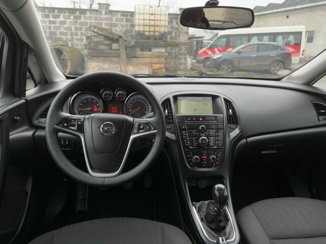 Черный Опель Астра, объемом двигателя 1.4 л и пробегом 225 тыс. км за 6350 $, фото 18 на Automoto.ua