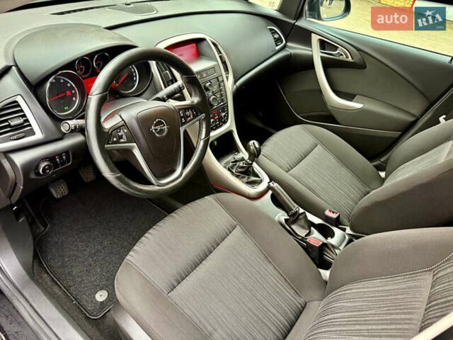 Чорний Опель Астра, об'ємом двигуна 1.4 л та пробігом 202 тис. км за 5999 $, фото 11 на Automoto.ua