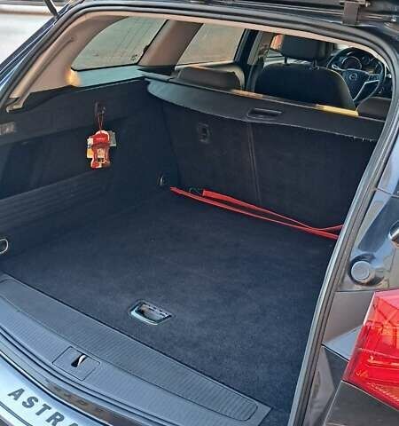 Черный Опель Астра, объемом двигателя 1.7 л и пробегом 267 тыс. км за 7199 $, фото 39 на Automoto.ua