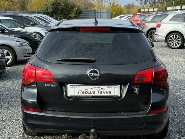 Черный Опель Астра, объемом двигателя 1.7 л и пробегом 212 тыс. км за 7000 $, фото 5 на Automoto.ua