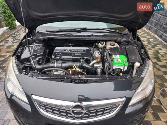 Черный Опель Астра, объемом двигателя 1.7 л и пробегом 185 тыс. км за 6650 $, фото 11 на Automoto.ua